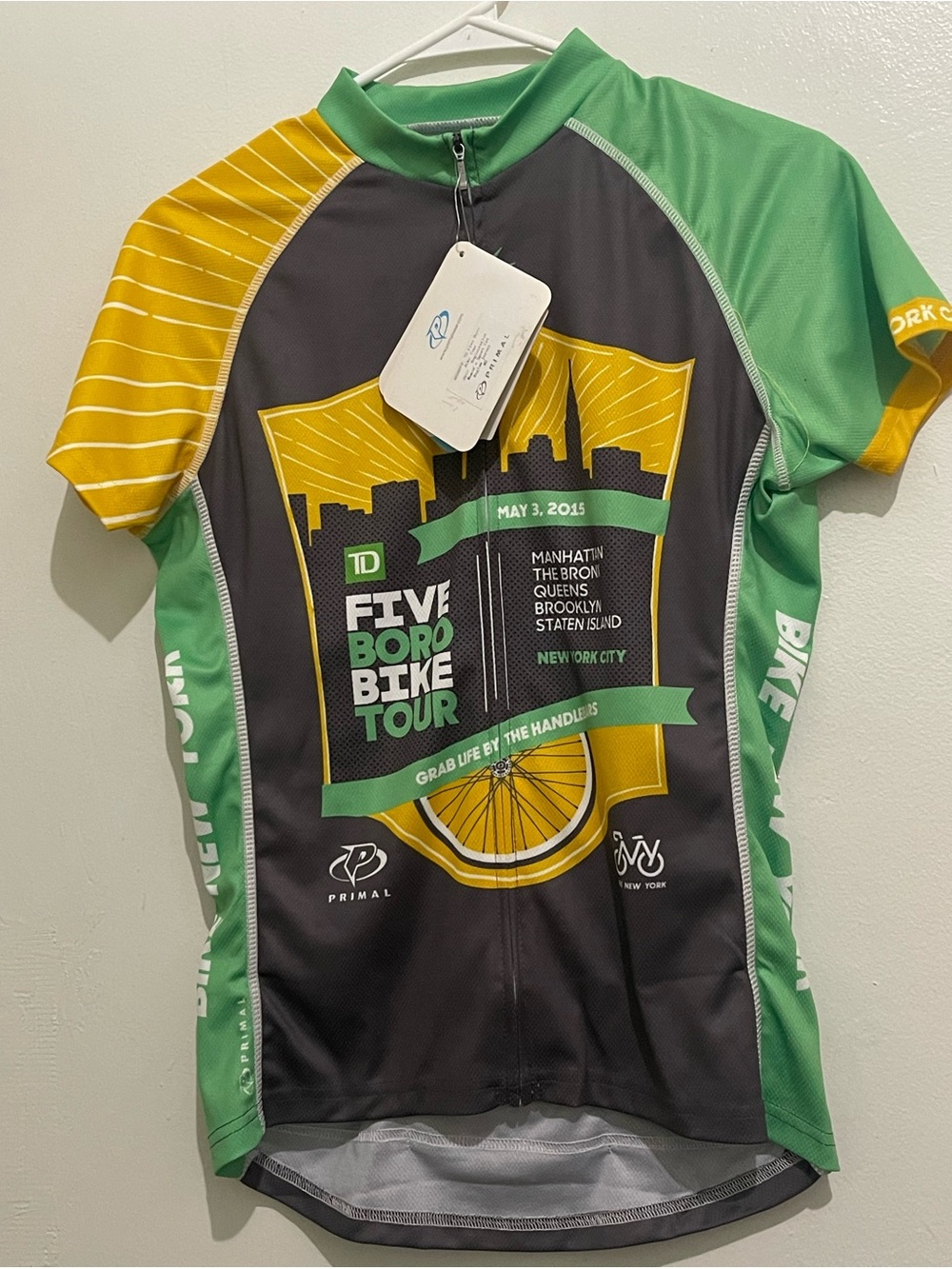 FIVE BORO NYC Cycling Jersey Women’s Medium Full Zip May 2015 Bike Tour Primal